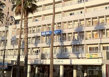 לרנקה Sun Hall Beach Hotel Apartments מלון דירות