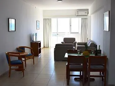 *** מלון דירות לרנקה Sun Hall Beach Hotel Apartments קפריסין